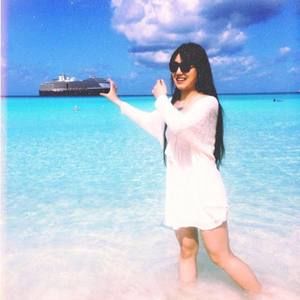 Meet your Posher, Yelin